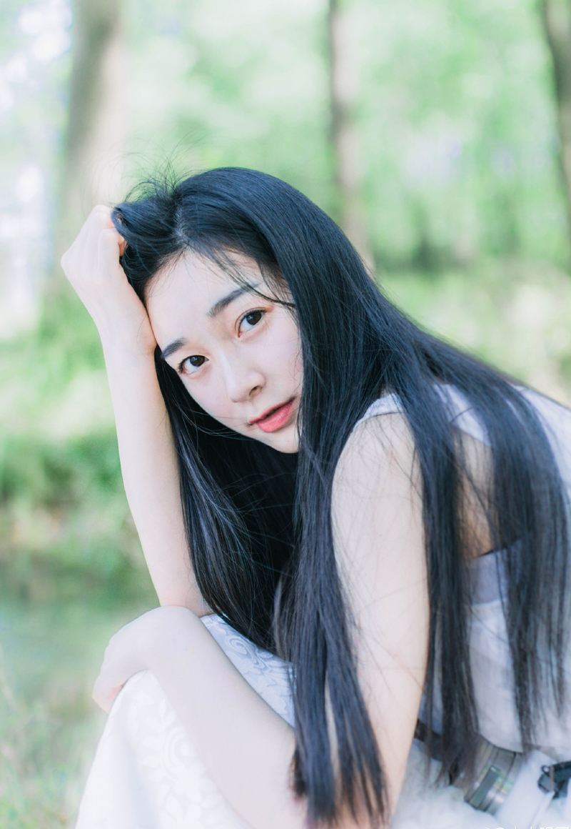 地球之所以是圆的，是因为上帝想让那些走失或者迷路的人能够重新相遇……